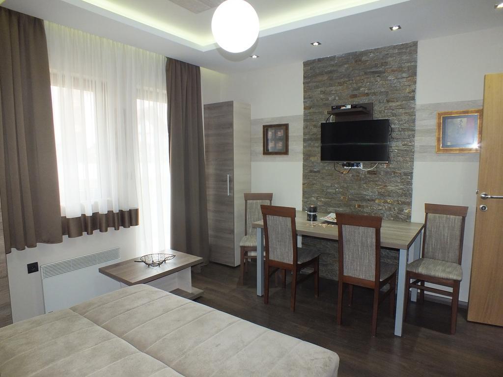 Apartments Zivkovic, Milmari D コパオニク エクステリア 写真